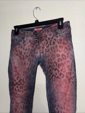 Women's Pink Leopard Ombre Skinny Jeans
